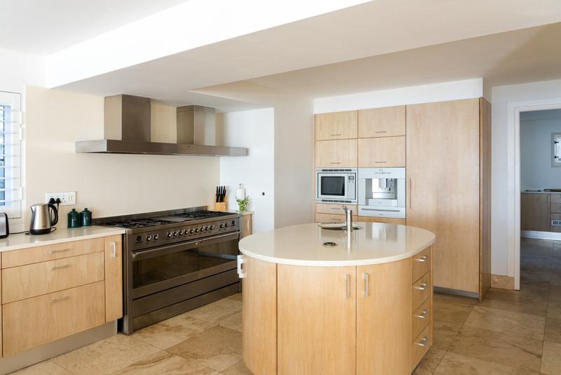 To Let 7 Bedroom Property for Rent in Seaside Longships Western Cape